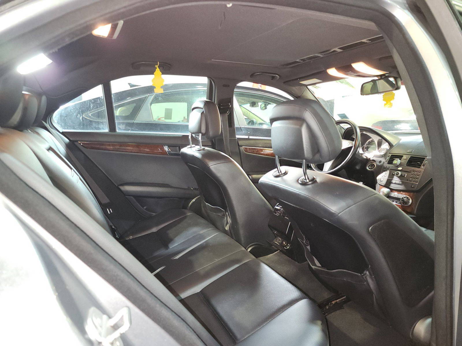 MERCEDES BENZ C300 2011 - Marhaba Auction Used Cars - Image 7