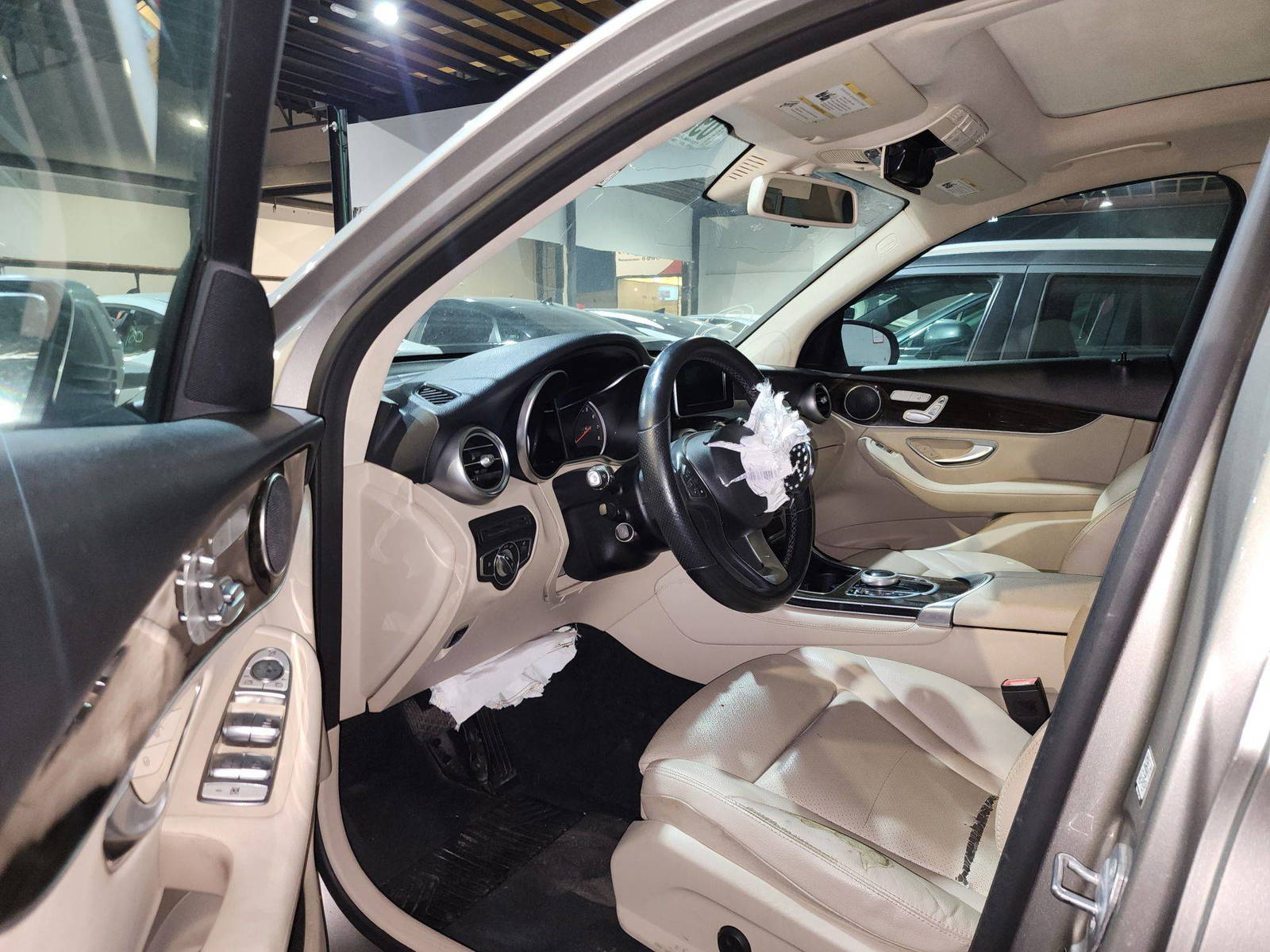 2019 MERCEDES BENZ GLC-300 — 148680 Miles — Lot 215478 — Main - Marhaba Auctions Used Cars - Image 9