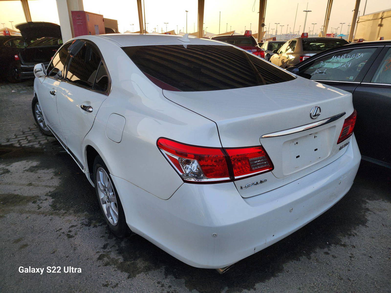 2010 LEXUS ES 350 — 213377 Miles — Lot 37100184 - Marhaba Auctions Used Cars - Image 3