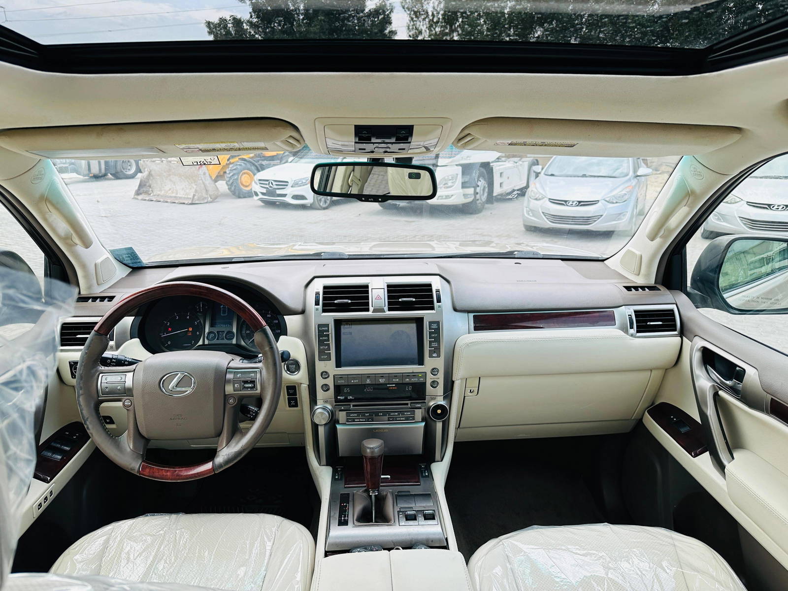 2010 LEXUS GX 460 — 175644 Miles — Lot 75453234 — Ind. 12 - Marhaba Auctions Used Cars - Image 13
