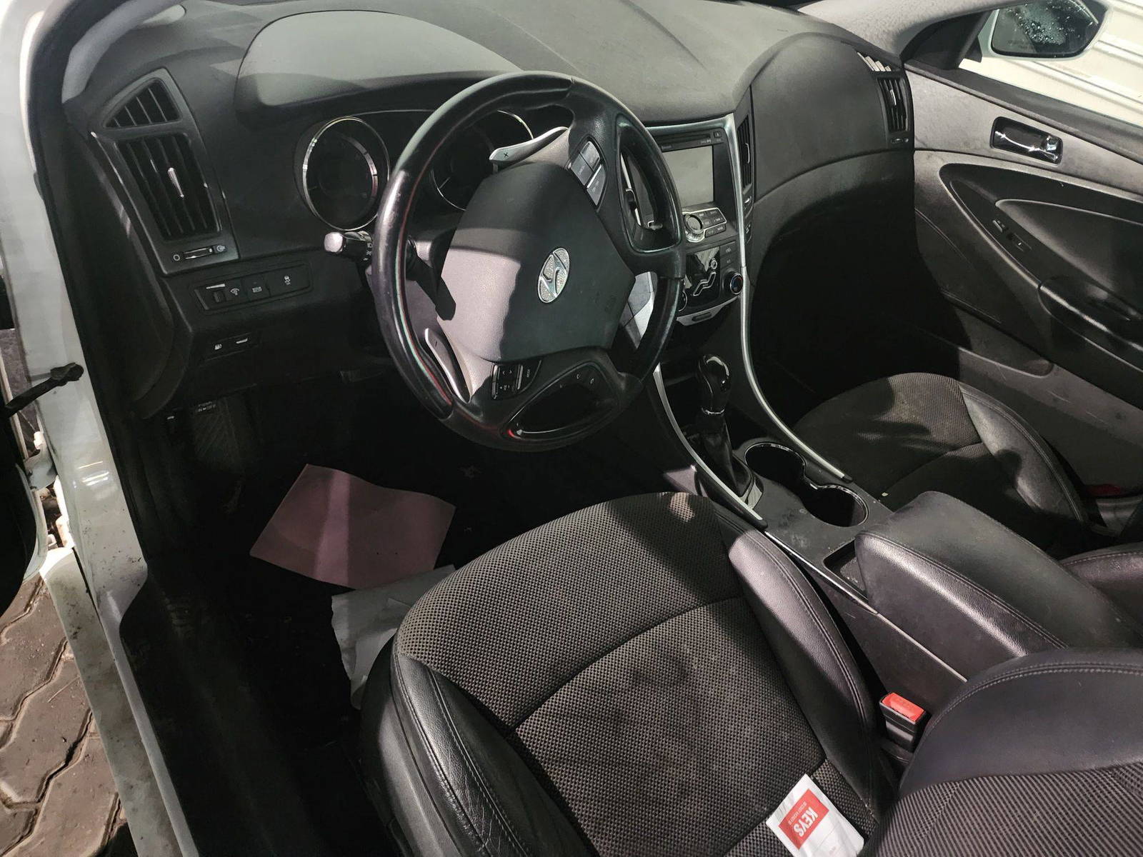 2011 HYUNDAI SONATA — 152372 Miles — Lot 13224311010 - Marhaba Auctions Used Cars - Image 9