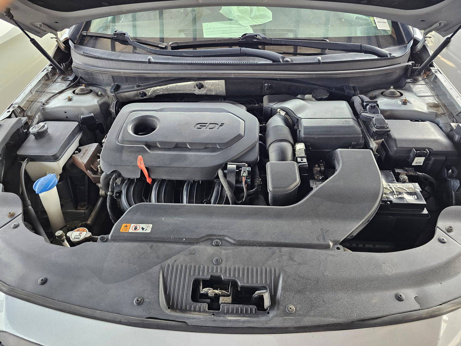 2015 HYUNDAI SONATA — 203818 Miles — Lot 45043525 — Souq - Marhaba Auctions Used Cars - Image 10