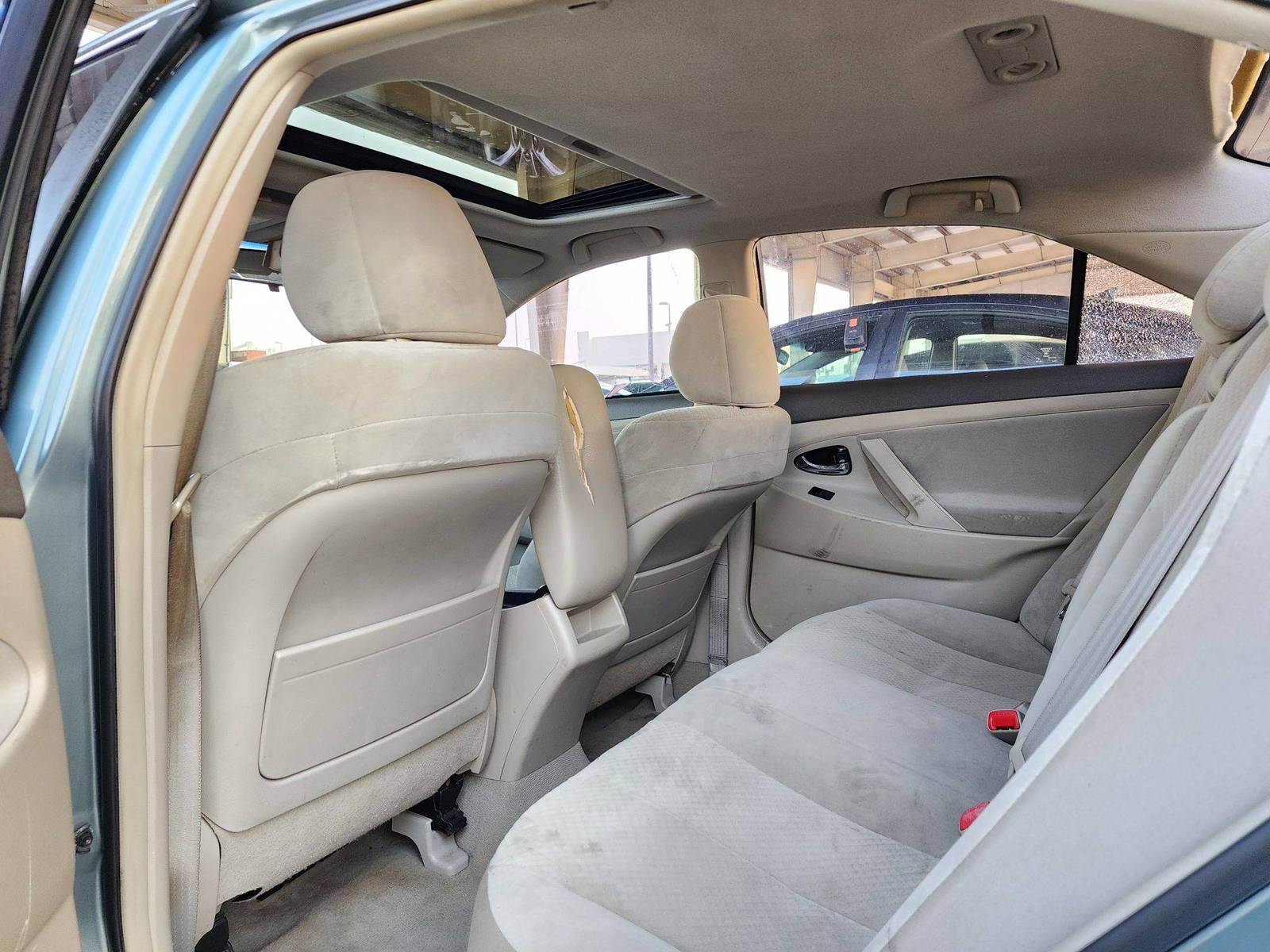 2007 TOYOTA CAMRY — 187072 Miles — Lot 41877024 — Souq - Marhaba Auctions Used Cars - Image 6