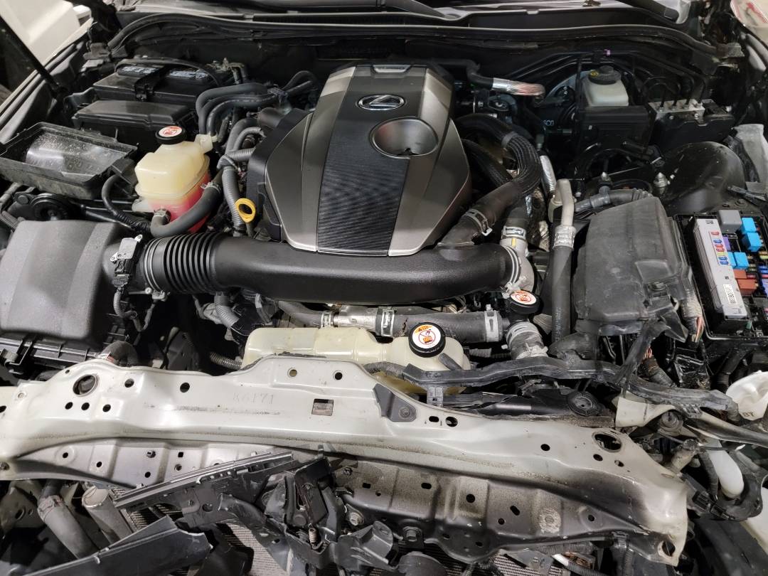 2017 LEXUS IS 200T — 187643 Miles — Lot H5050941 — Main - Marhaba Auctions Used Cars - Image 6