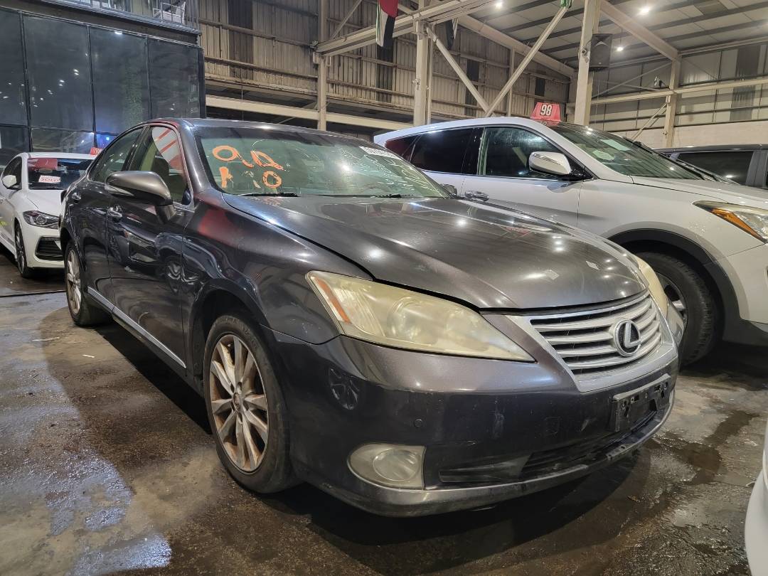 2011 LEXUS ES 350 — 226139 Miles — Lot B2417000 — Main - Marhaba Auctions Used Cars - Image 4