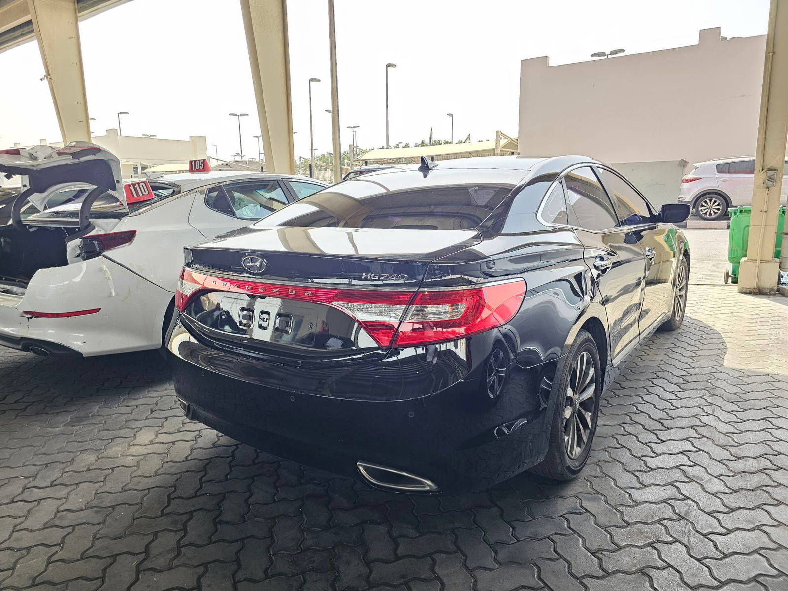 HYUNDAI GRANDEUR 2011 - Marhaba Auction Used Cars - Image 3