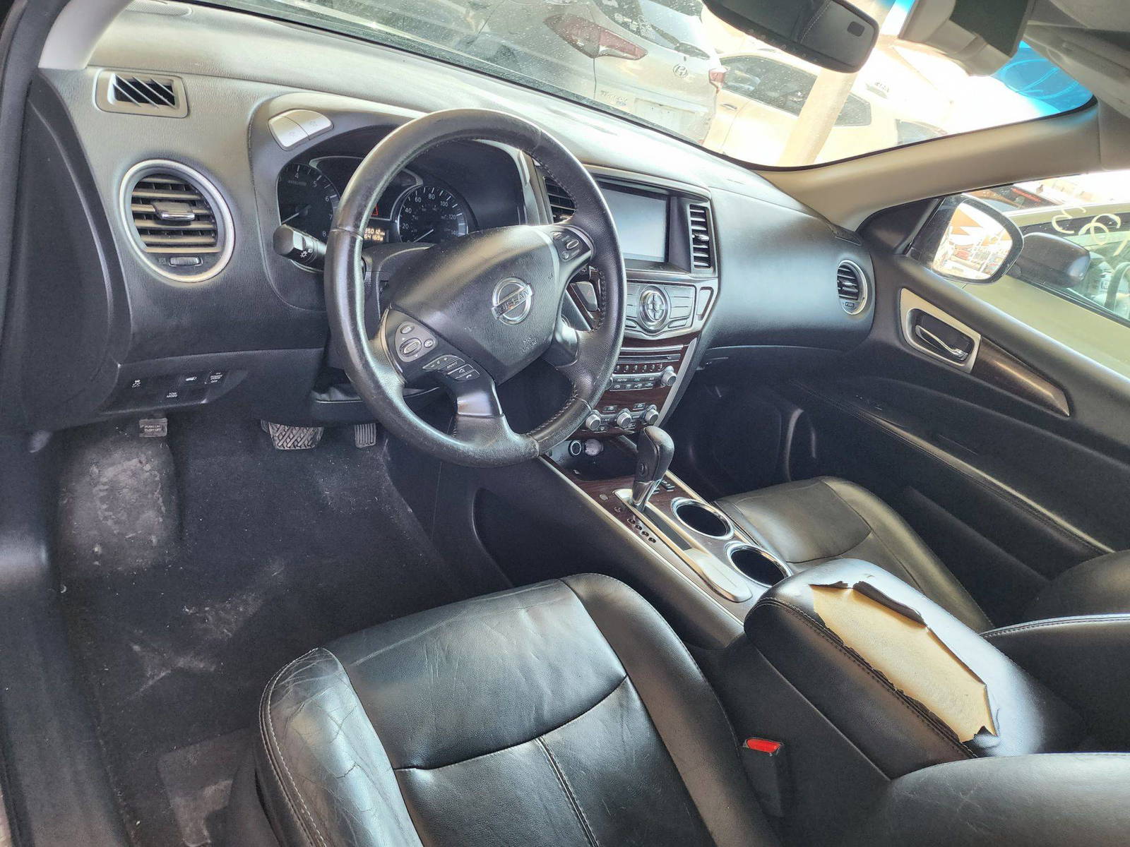 2013 NISSAN PATHFINDER — 135012 Miles — Lot 68202423 - Marhaba Auctions Used Cars - Image 4