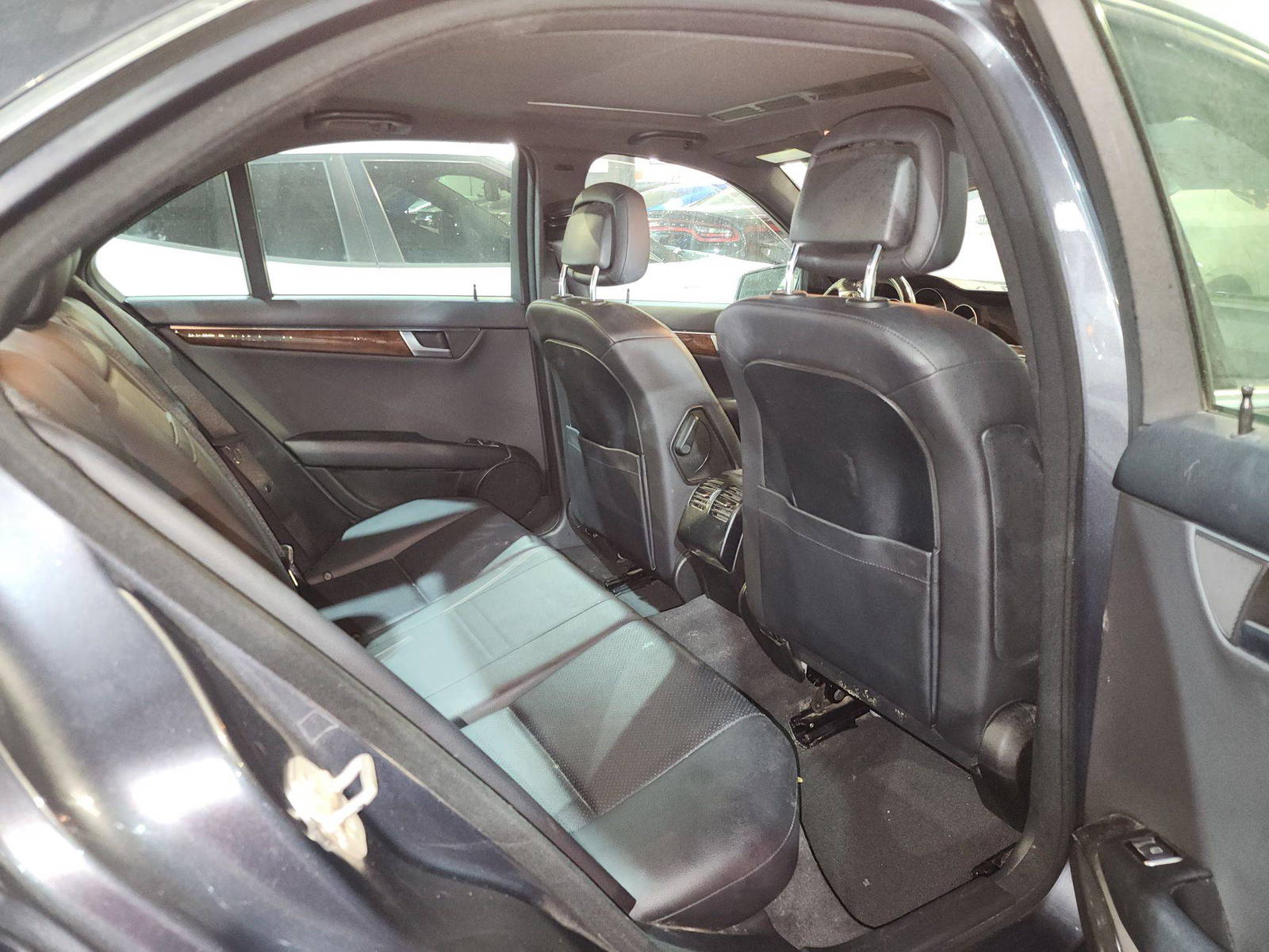 2014 MERCEDES BENZ C 250 — 152424 Miles — Lot 963282 — Al Quoz - Marhaba Auctions Used Cars - Image 7