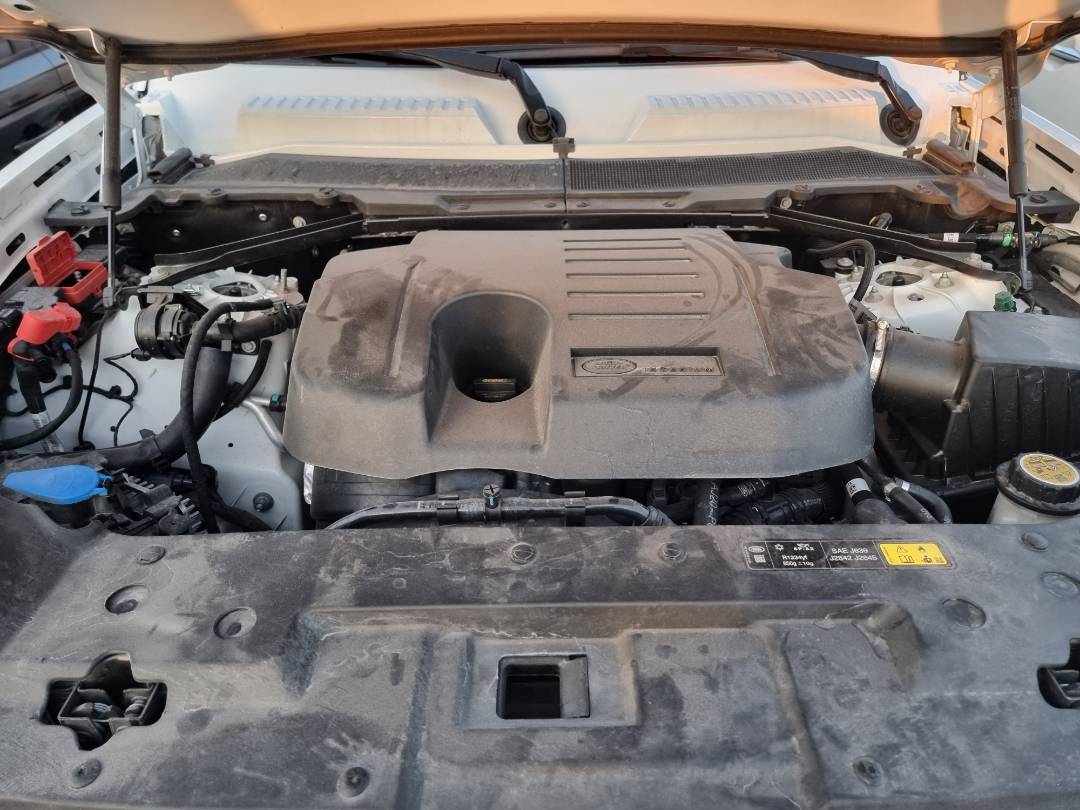 LAND ROVER DEFENDER 110 P400 S 2024 - Marhaba Auction Used Cars - Image 10