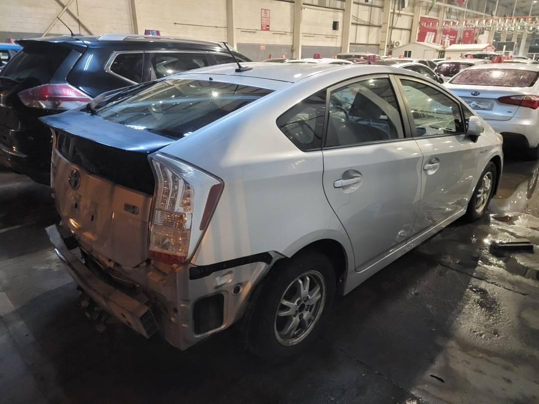 2010 TOYOTA PRIUS — 222002 Miles — Lot 45663155 — Main - Marhaba Auctions Used Cars - Image 4