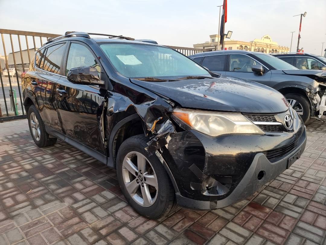 2015 TOYOTA RAV4 — 183881 Miles — Lot 65377664 — Souq - Marhaba Auctions Used Cars - Image 3