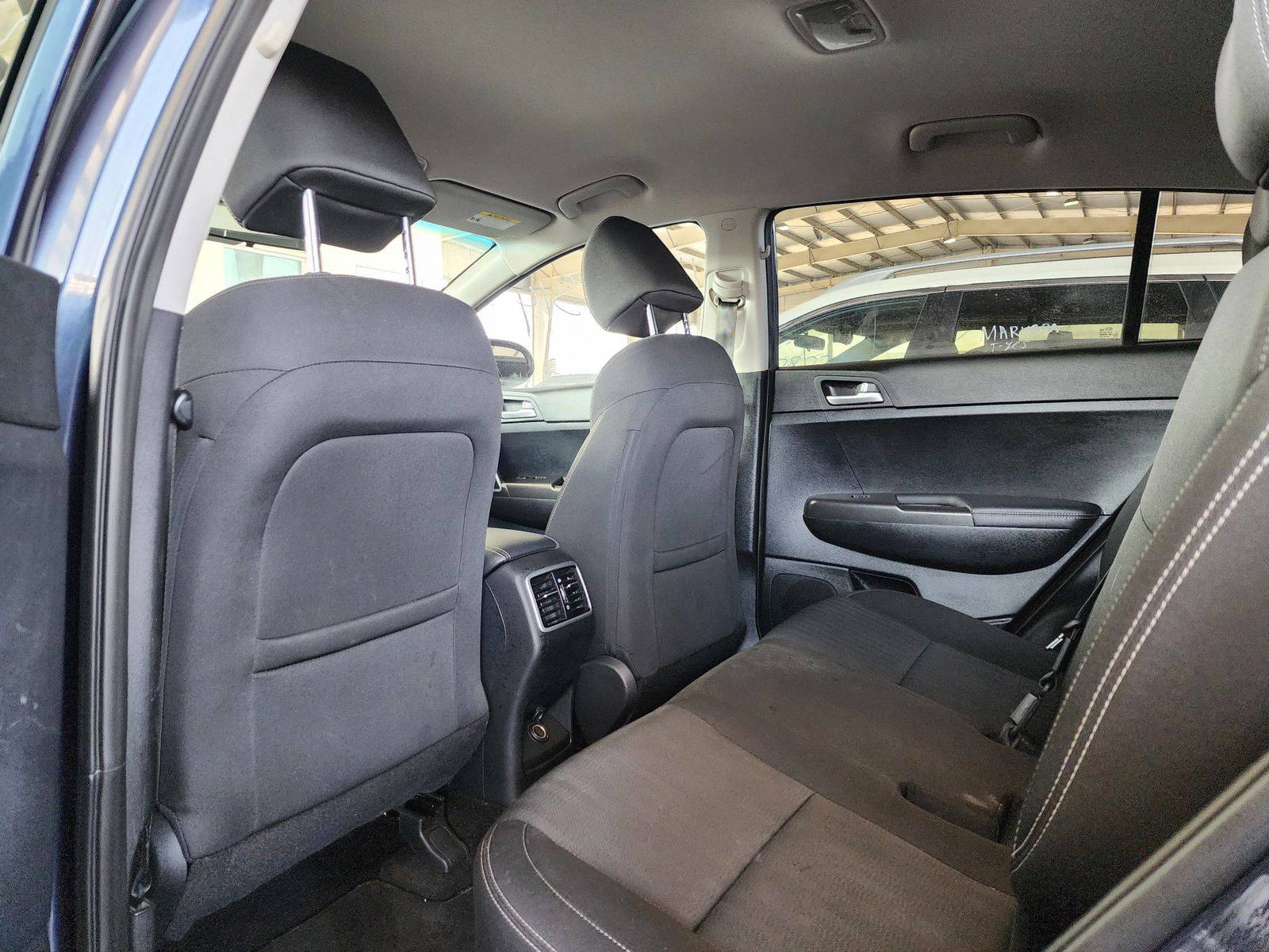 2020 KIA SPORTAGE — 29863 Miles — Lot 49574314 — Souq - Marhaba Auctions Used Cars - Image 6