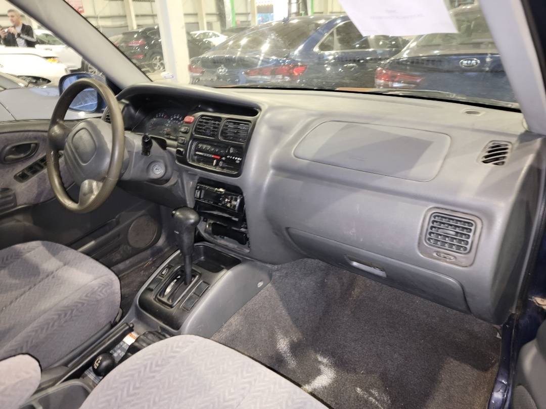 2002 SUZUKI GRAND VITARA — 127171 Miles — Lot 4150133 - Marhaba Auctions Used Cars - Image 6