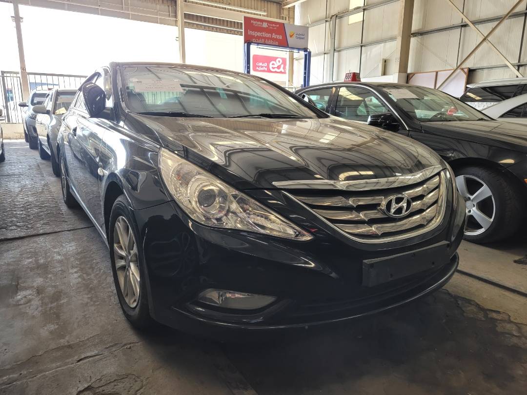 2011 HYUNDAI SONATA — 193146 KM — Lot 240134 — Main - Marhaba Auctions Used Cars - Image 4