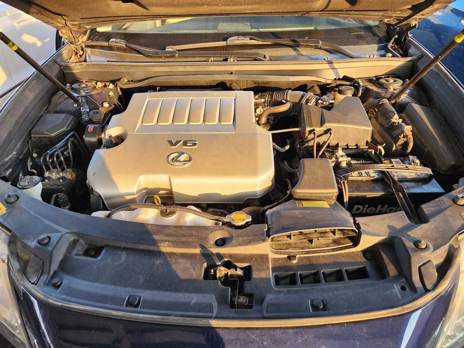 2013 LEXUS ES 350 — 118158 Miles — Lot 9291 — Souq - Marhaba Auctions Used Cars - Image 12