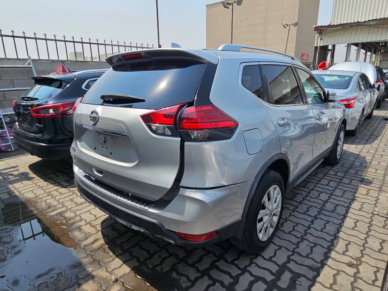 2017 NISSAN ROGUE — 151029 Miles — Lot W148483 — Main - Marhaba Auctions Used Cars - Image 5