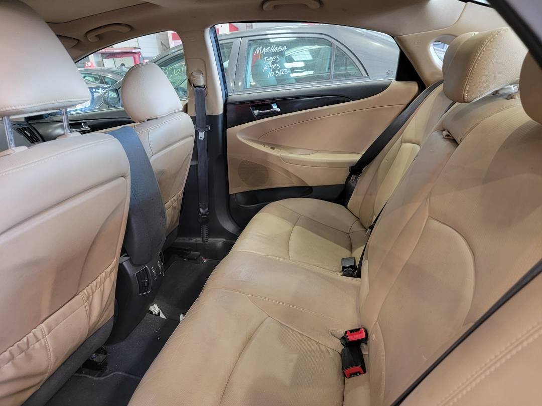 2013 HYUNDAI SONATA — 162576 Miles — Lot 37629185 - Marhaba Auctions Used Cars - Image 7