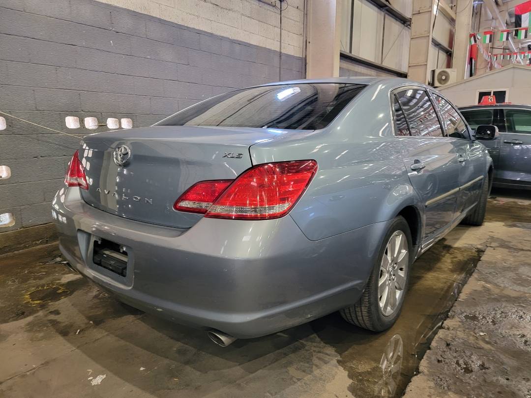 2006 TOYOTA AVALON — 206124 Miles — Lot 16U110906 — Main - Marhaba Auctions Used Cars - Image 3