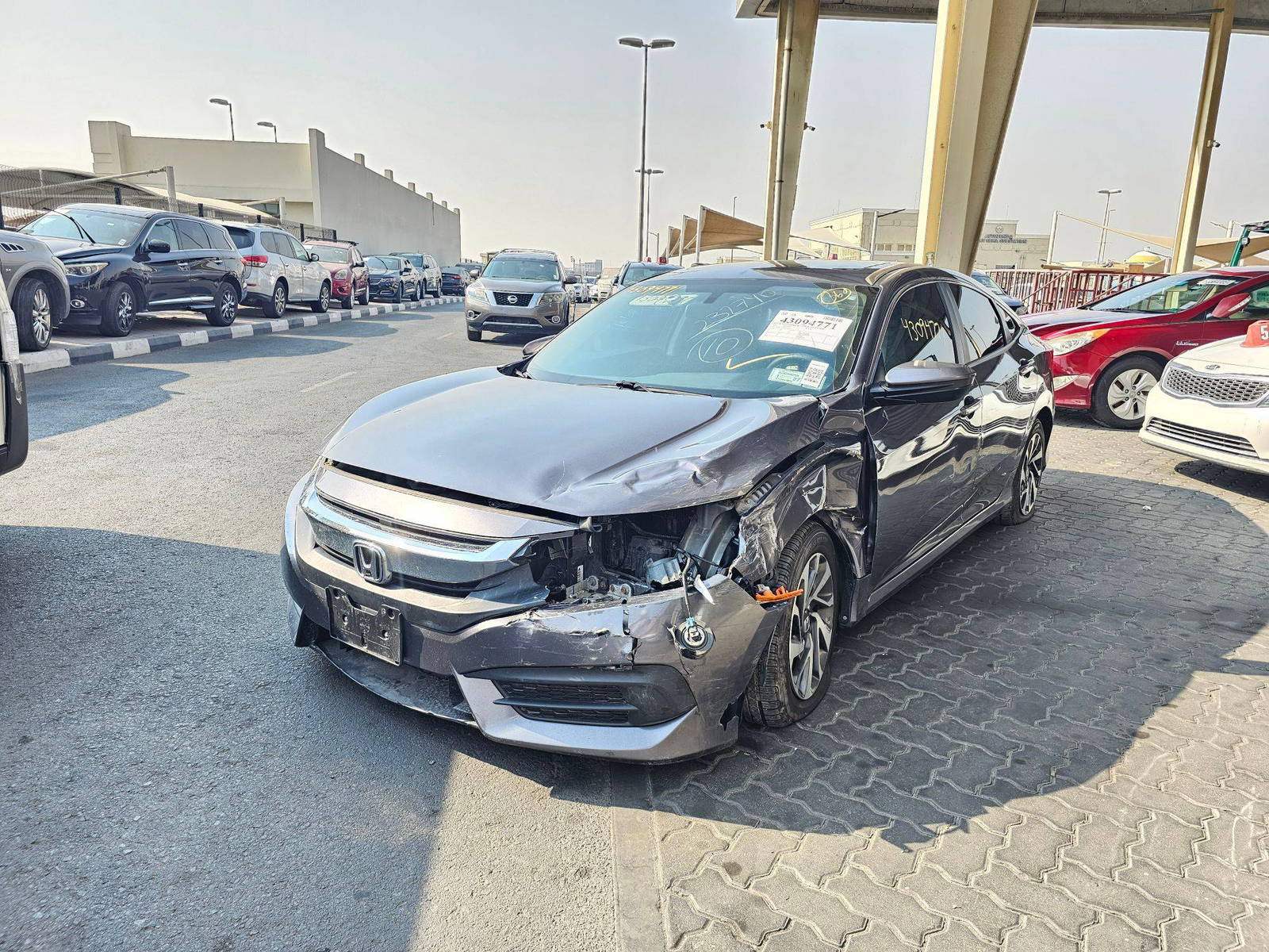 2016 HONDA CIVIC — 131860 Miles — Lot 43094771 — Souq - Marhaba Auctions Used Cars - Image 5