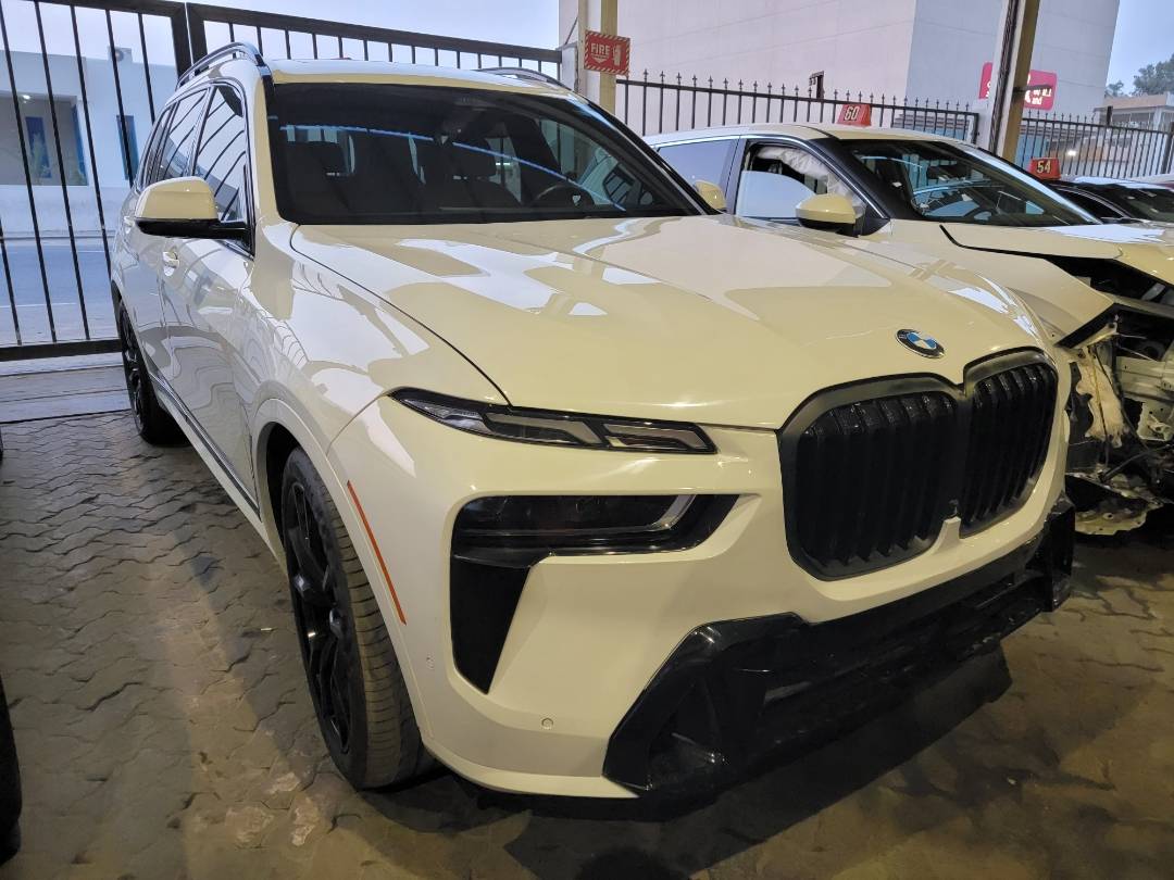 2023 BMW X7 XDRIVE40I — 13519 Miles — Lot 8P9P91373 — Main - Marhaba Auctions Used Cars - Image 4