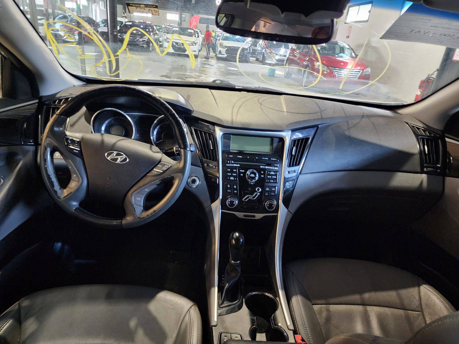 2011 HYUNDAI SONATA — 139402 Miles — Lot 73984 — Al Quoz - Marhaba Auctions Used Cars - Image 8