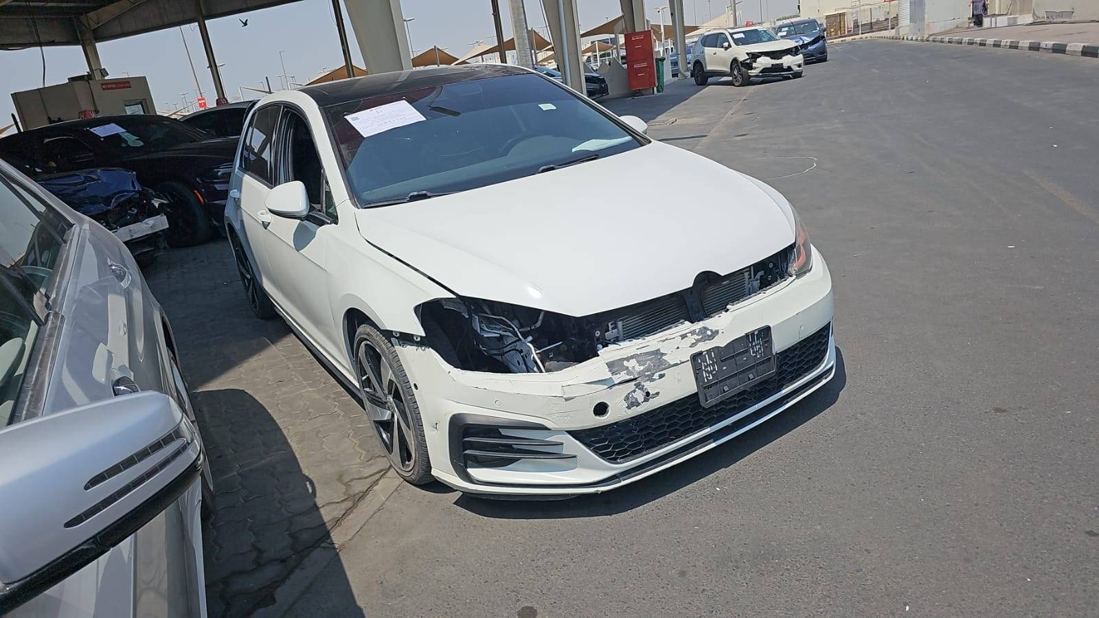 2018 VOLKSWAGEN GOLF GT — 95210 KM — Lot AU7JW114302 — Main - Marhaba Auctions Used Cars - Image 5