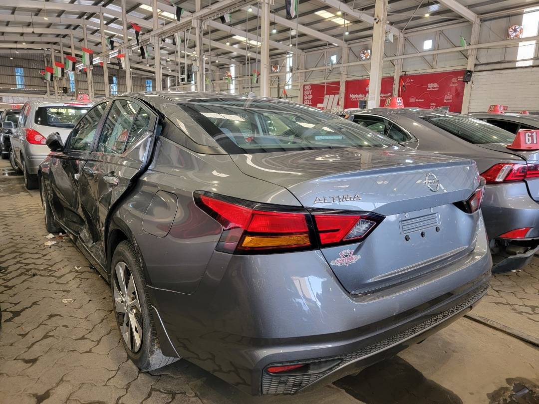 2019 NISSAN ALTIMA — 103127 Miles — Lot 3KN325270 — Main - Marhaba Auctions Used Cars - Image 3