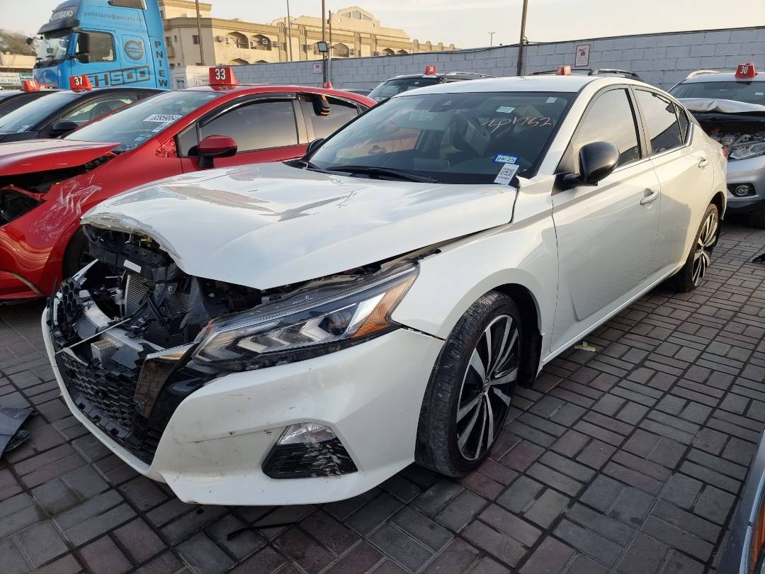 2020 NISSAN ALTIMA — 53347 Miles — Lot 2145187 — Ind. 12 - Marhaba Auctions Used Cars - Image 3
