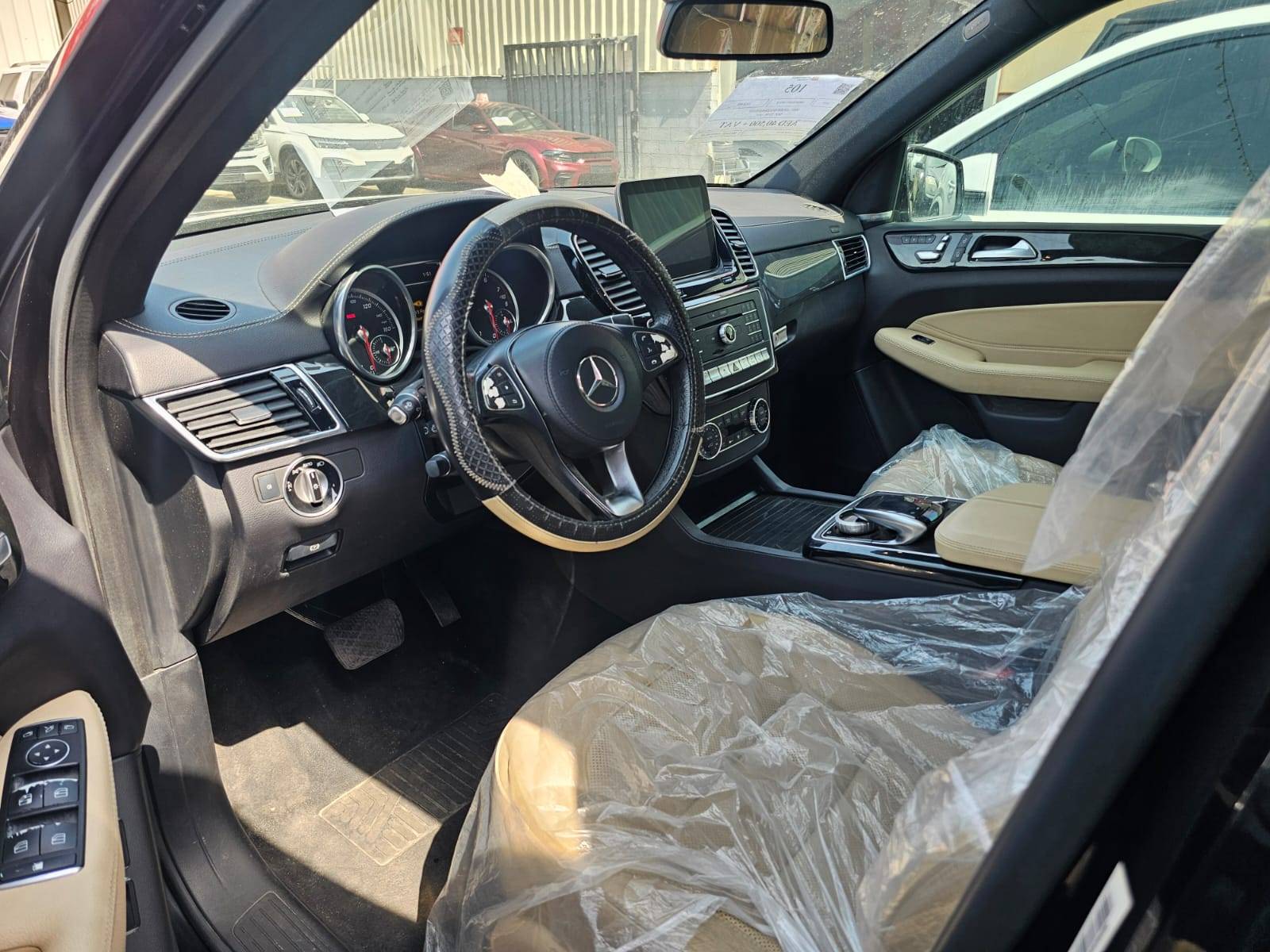 2017 MERCEDES BENZ GLS 450 — 273960 KM — Lot HA835137 — Main - Marhaba Auctions Used Cars - Image 8