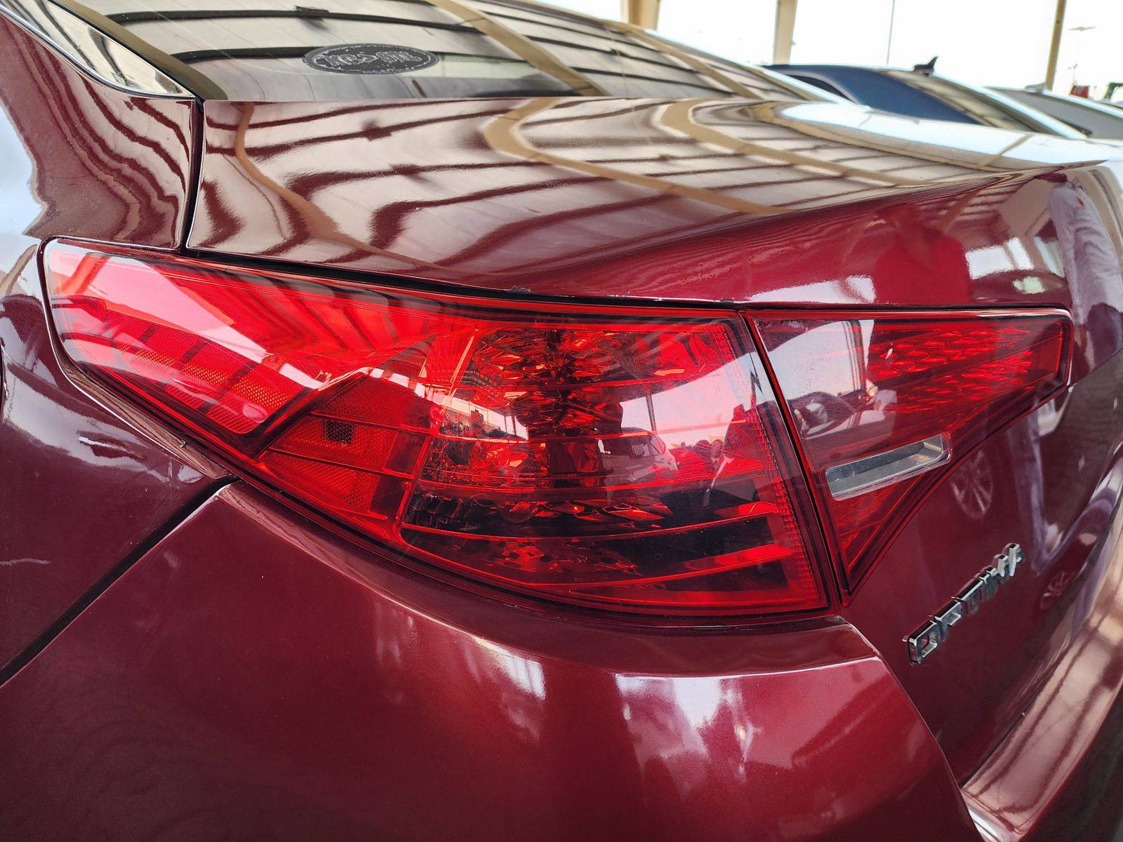 2013 KIA OPTIMA — 171480 Miles — Lot 49016474 — Souq - Marhaba Auctions Used Cars - Image 12