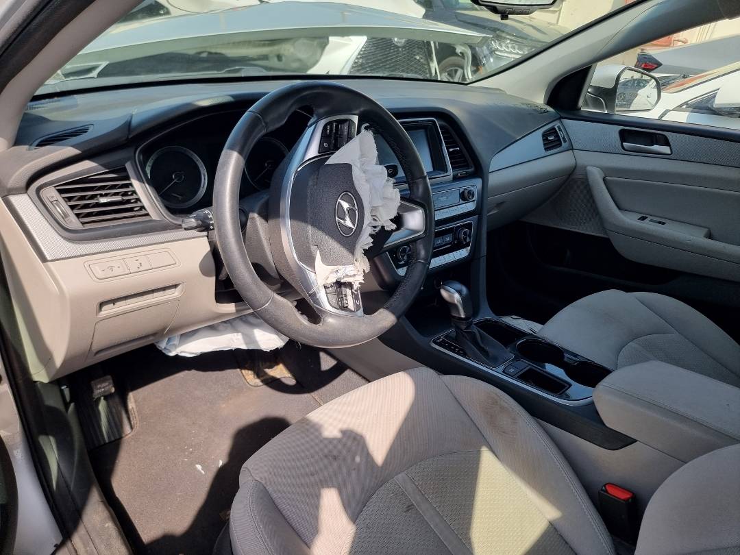 HYUNDAI SONATA 2018 - Marhaba Auction Used Cars - Image 6