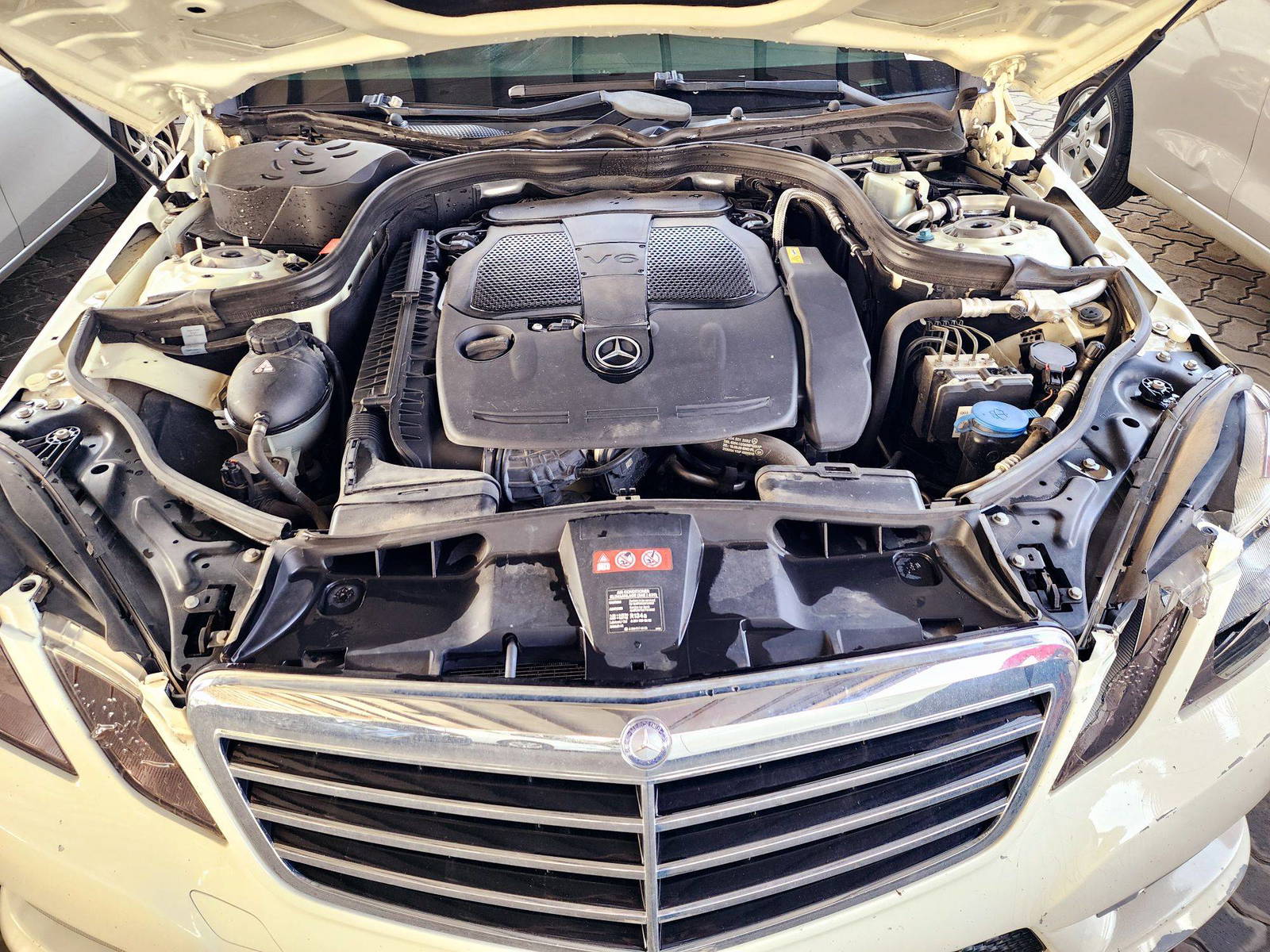 2012 MERCEDES BENZ E 350 — 132075 Miles — Lot 5KB2CA551564 — Souq - Marhaba Auctions Used Cars - Image 12