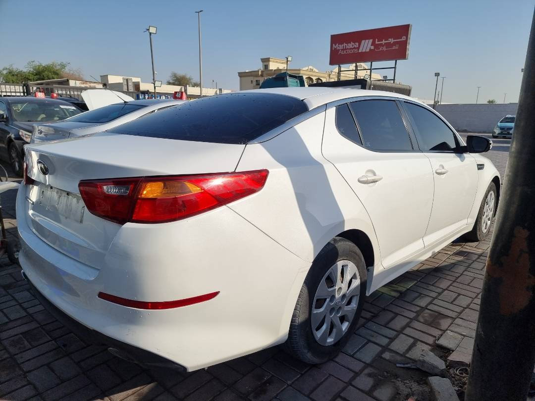 2015 KIA OPTIMA — 178830 KM — Lot 215487 — Ind. 12 - Marhaba Auctions Used Cars - Image 4