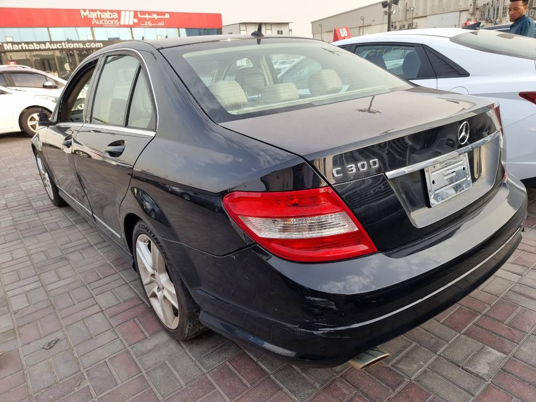 2011 MERCEDES BENZ C300 — 226266 Miles — Lot 125487 — Ind. 12 - Marhaba Auctions Used Cars - Image 5