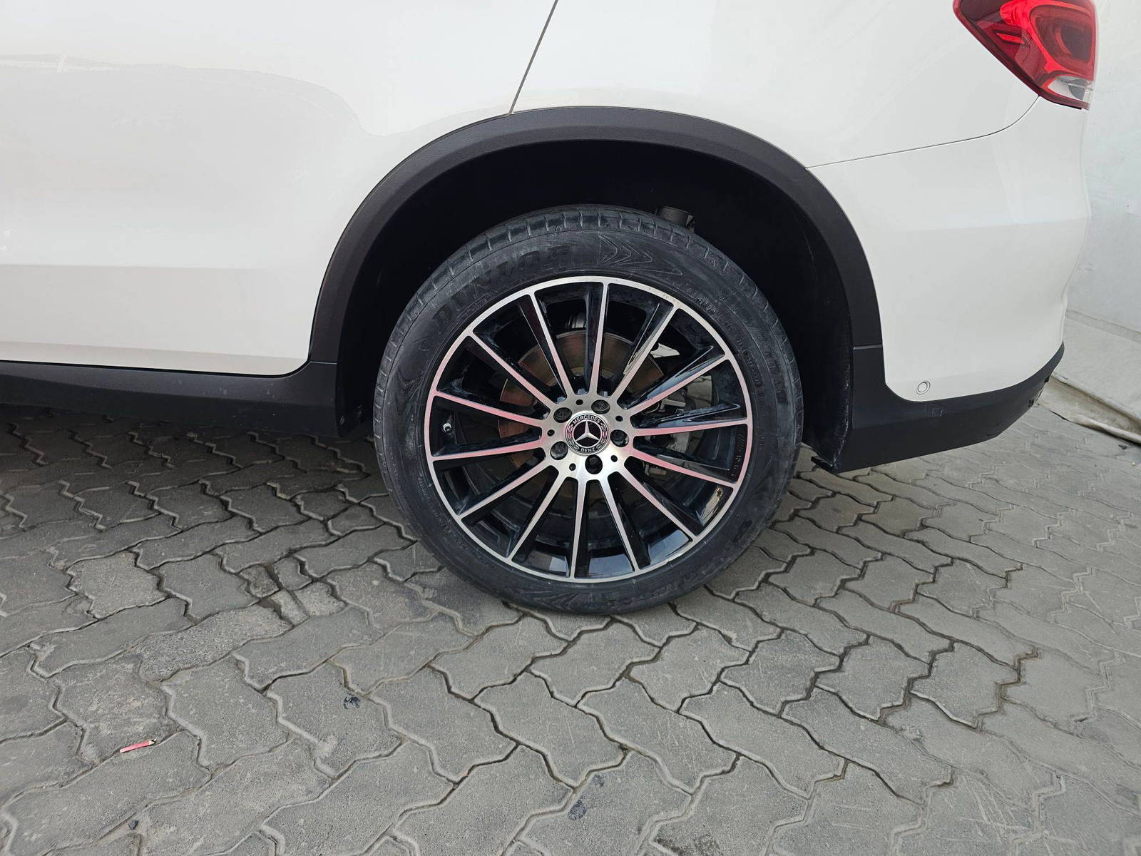 MERCEDES BENZ GLC-300 2022 - Marhaba Auction Used Cars - Image 11