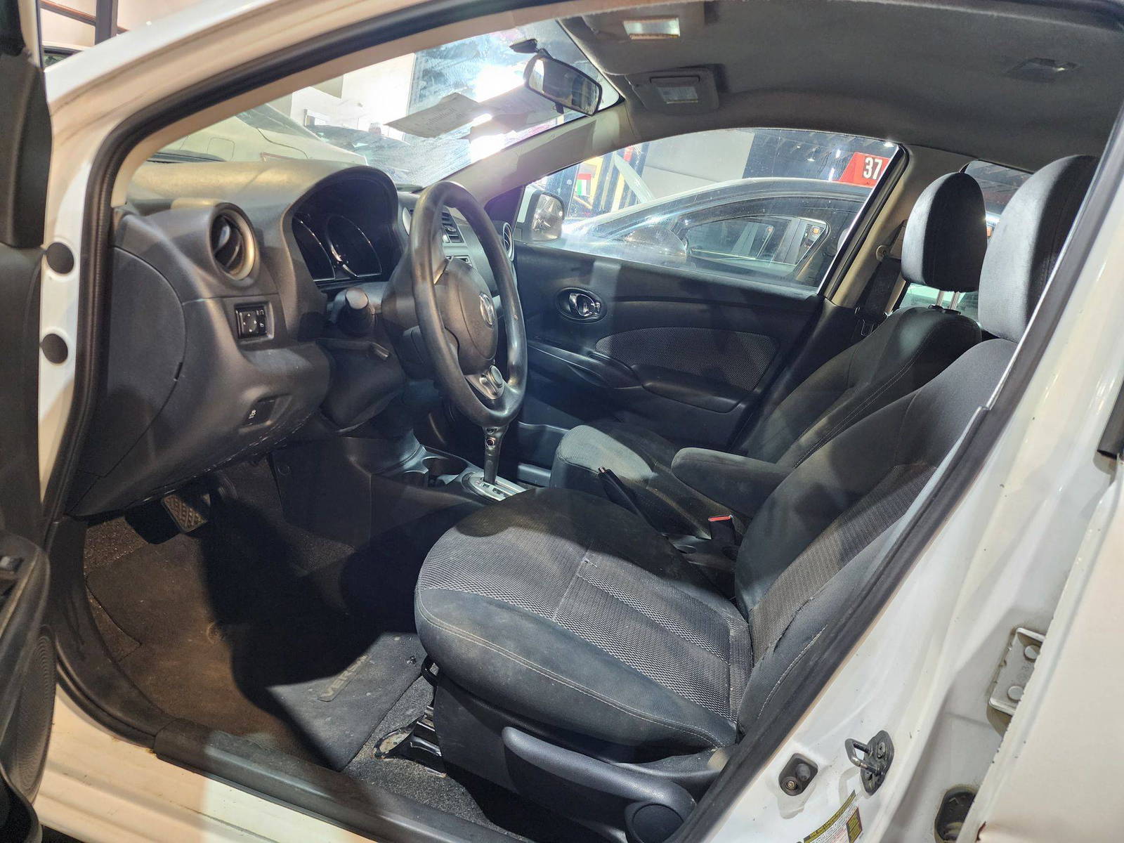 2014 NISSAN VERSA — 169247 Miles — Lot 3EL868011 — Al Quoz - Marhaba Auctions Used Cars - Image 9