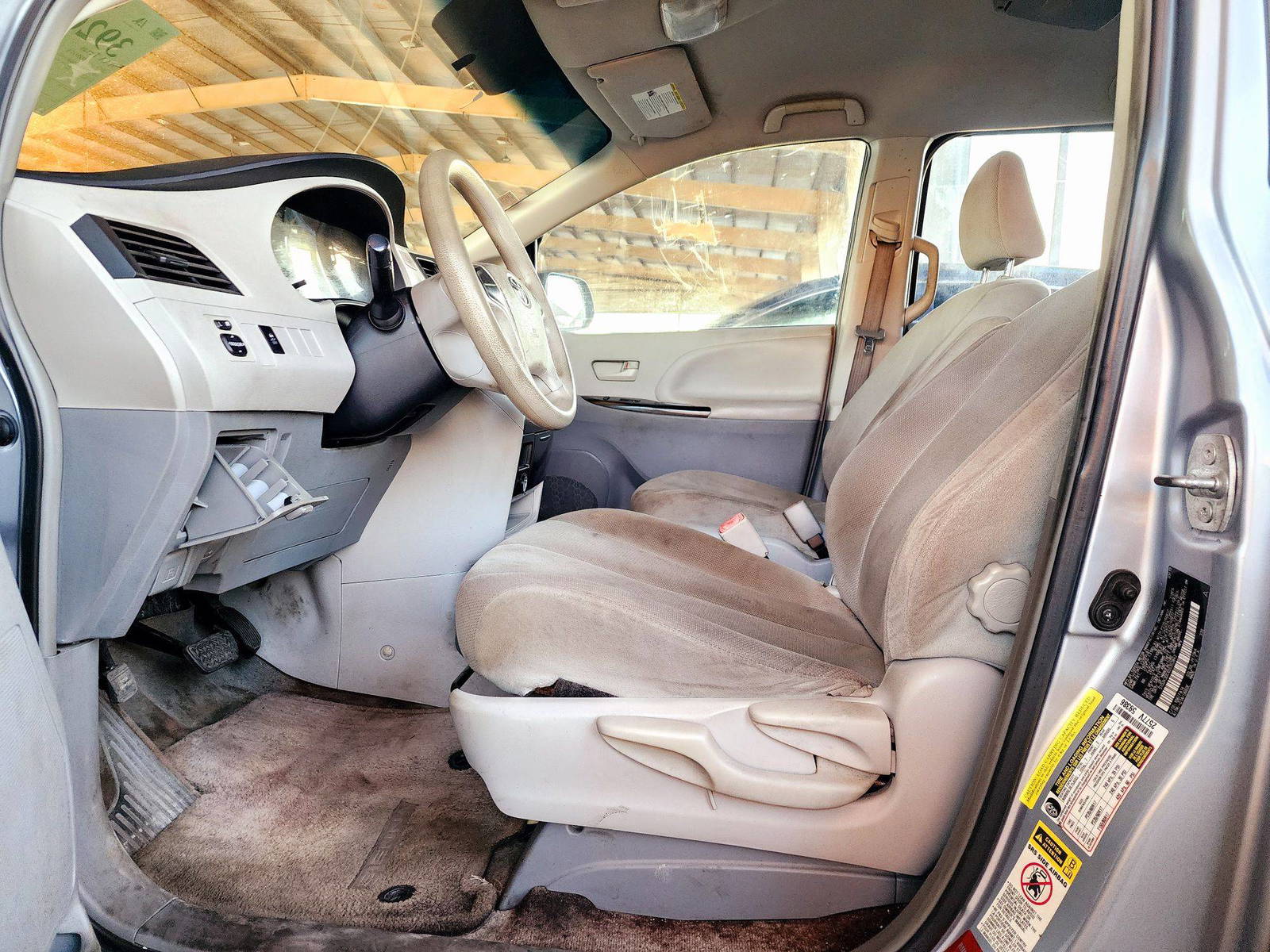 2013 TOYOTA SIENNA — 243566 Miles — Lot 39261726 — Souq - Marhaba Auctions Used Cars - Image 8