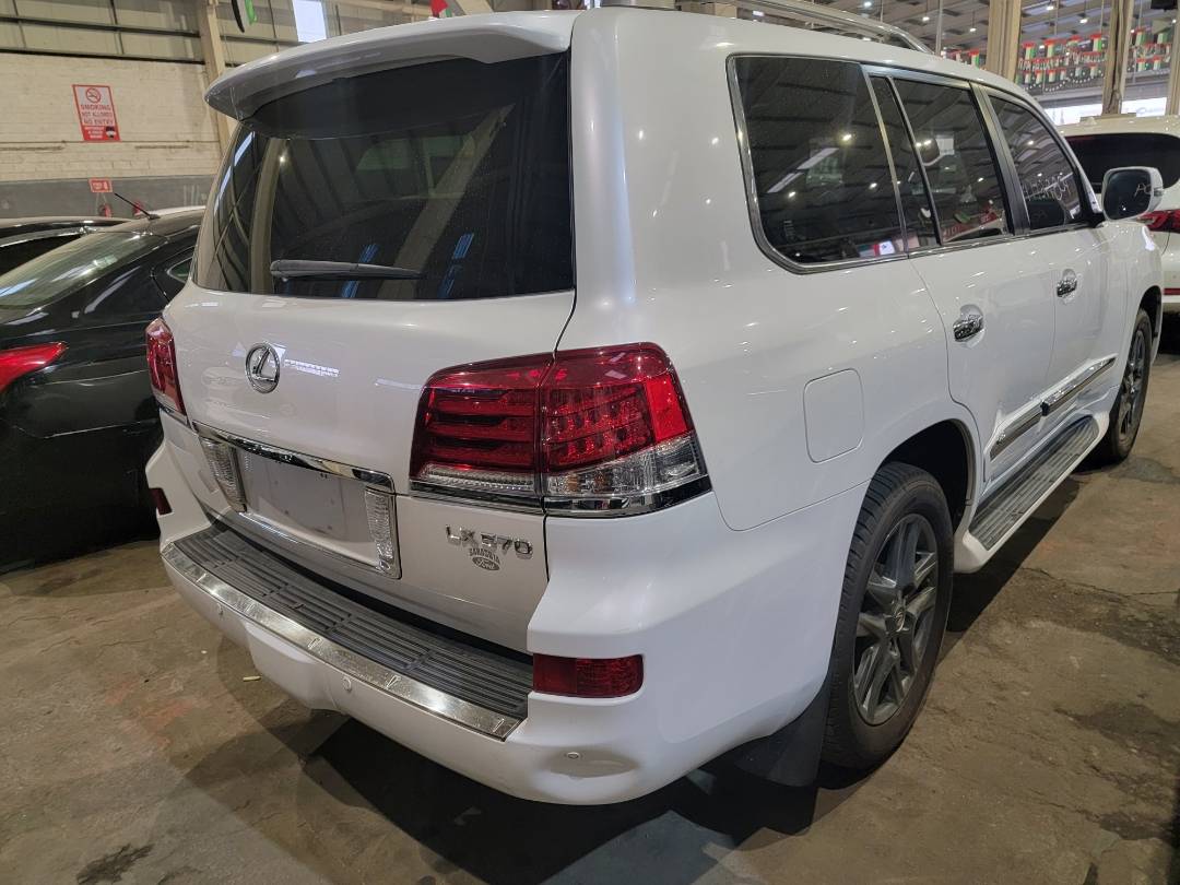 2015 LEXUS LX 570 — 170660 Miles — Lot 4F4172532 — Main - Marhaba Auctions Used Cars - Image 5