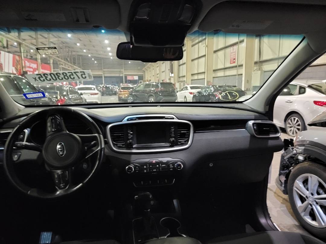 2017 KIA SORENTO — 87639 Miles — Lot 266180 — Main - Marhaba Auctions Used Cars - Image 7