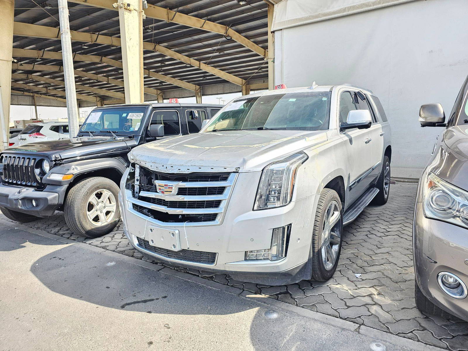 CADILLAC ESCALADE 2017 - Marhaba Auction Used Cars - Image 3