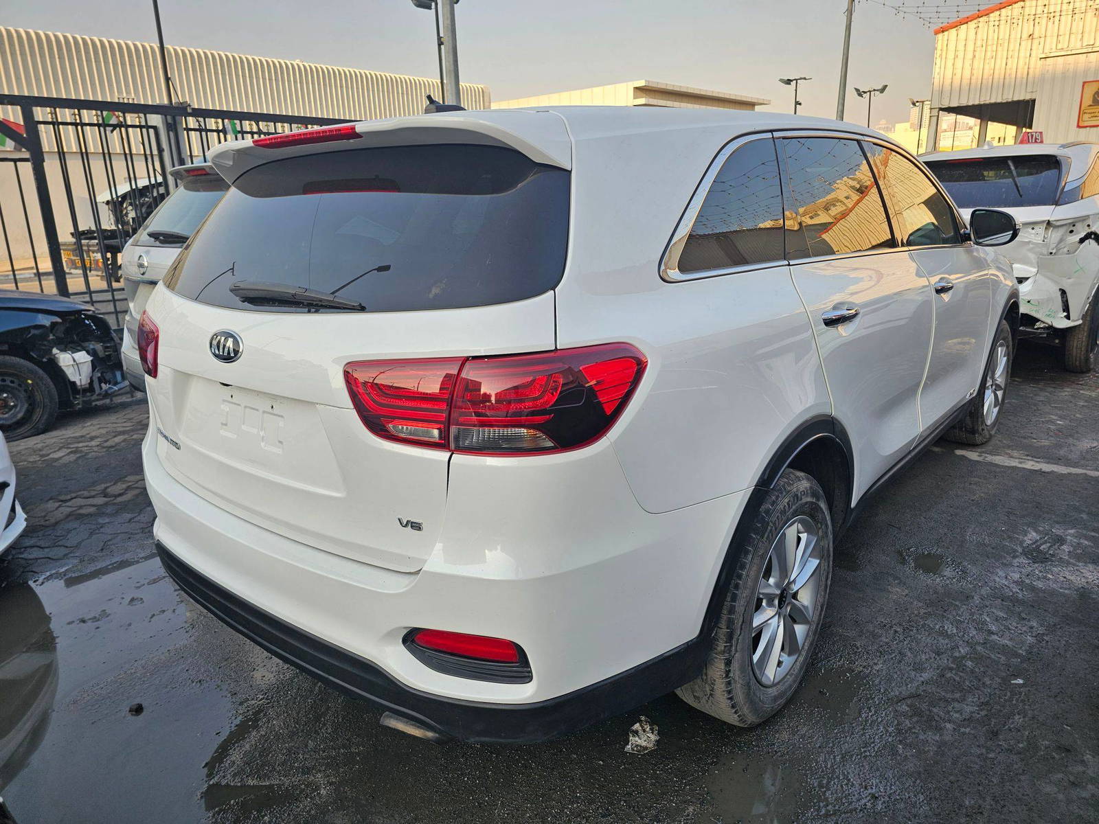 2019 KIA SORENTO — 178764 Miles — Lot 464930 — Main - Marhaba Auctions Used Cars - Image 5
