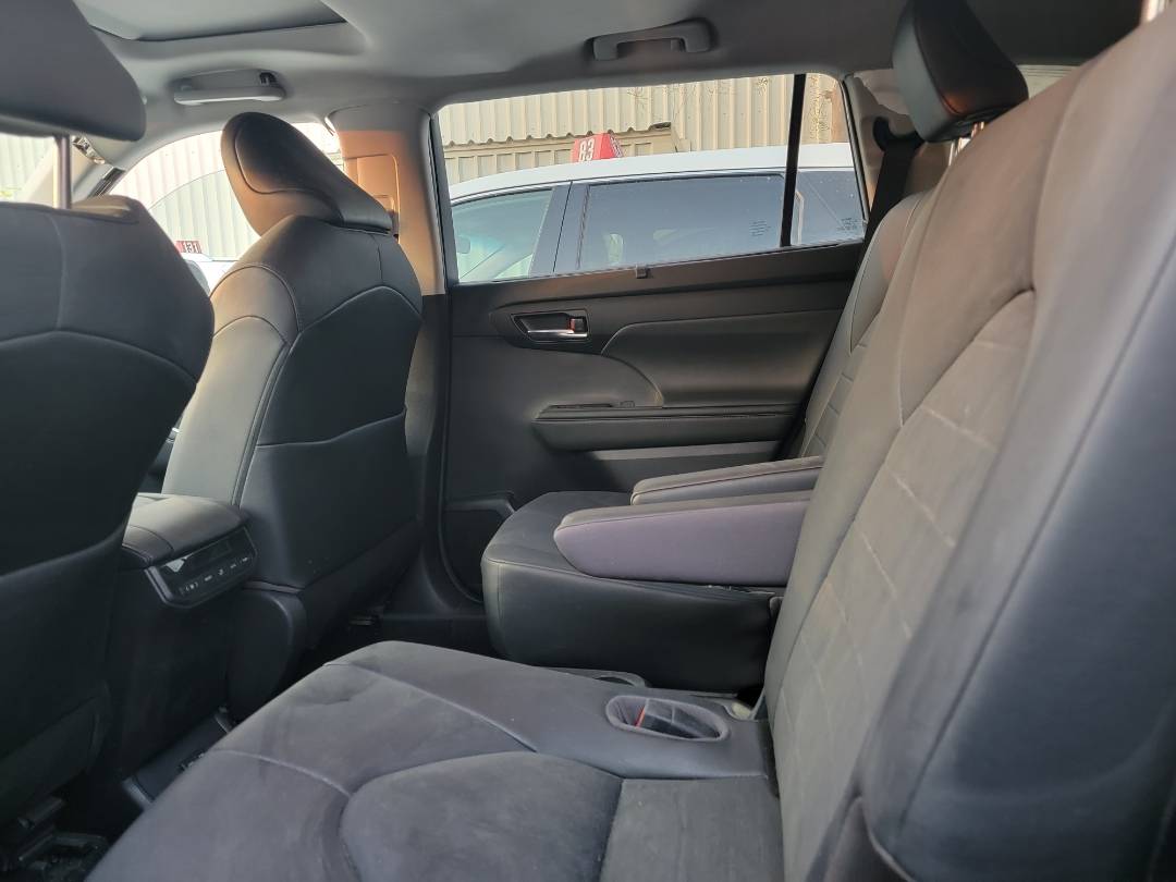 2020 TOYOTA HIGHLANDER — 34127 Miles — Lot 38943410 — Main - Marhaba Auctions Used Cars - Image 8