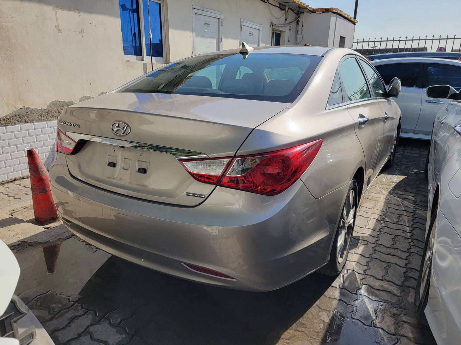 2011 HYUNDAI SONATA — 222888 Miles — Lot H047867 — Main - Marhaba Auctions Used Cars - Image 6