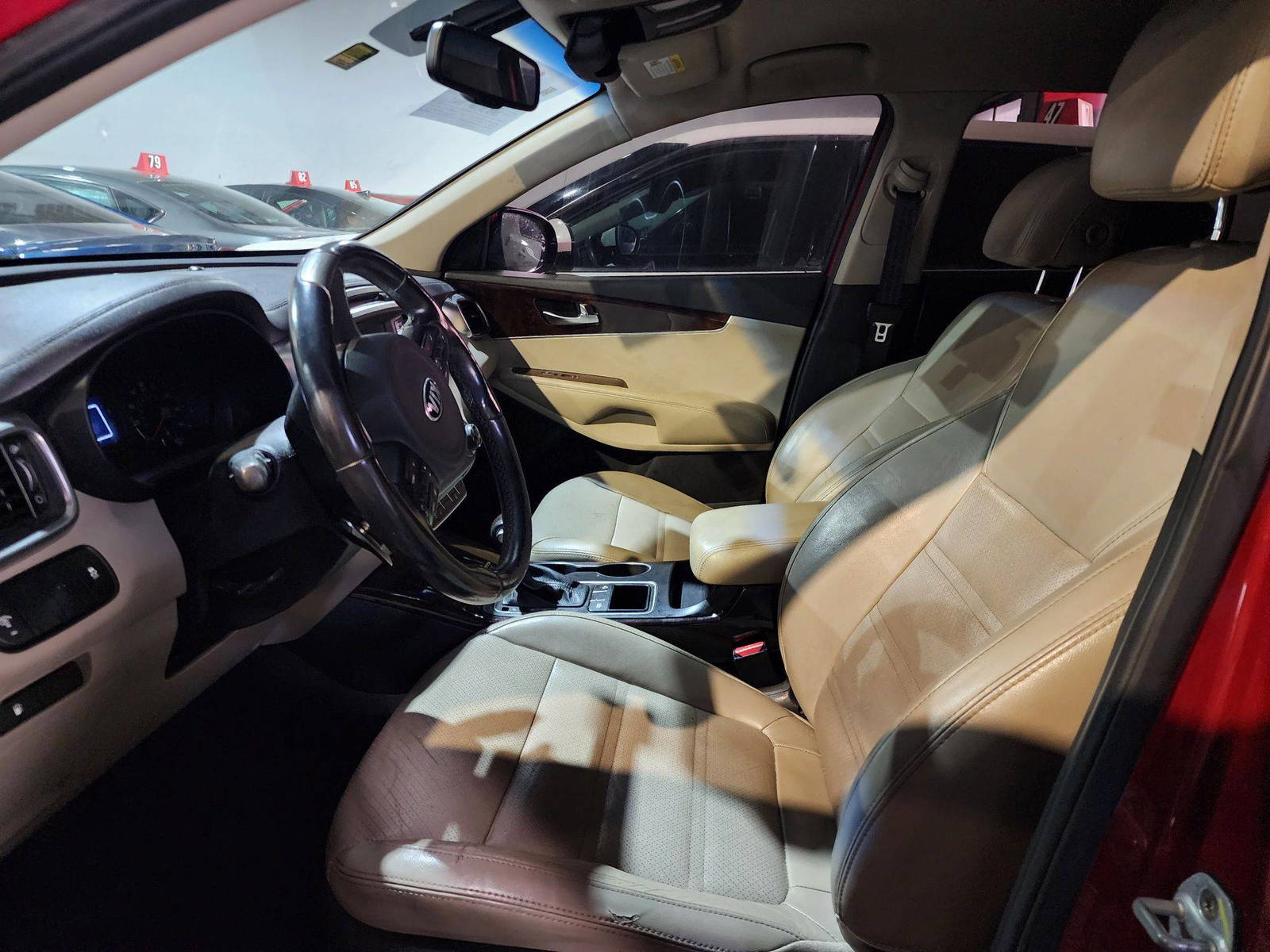 2017 KIA SORENTO — 136602 Miles — Lot 40649665 — Al Quoz - Marhaba Auctions Used Cars - Image 9
