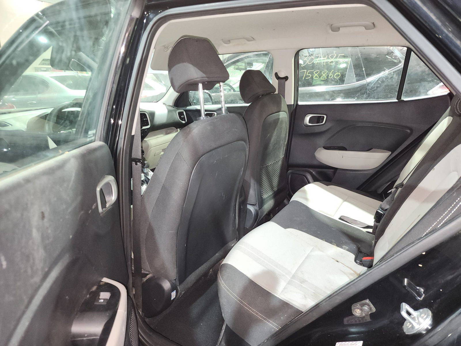 2020 HYUNDAI VENUE SEL — 124385 Miles — Lot 038724 — Main - Marhaba Auctions Used Cars - Image 7