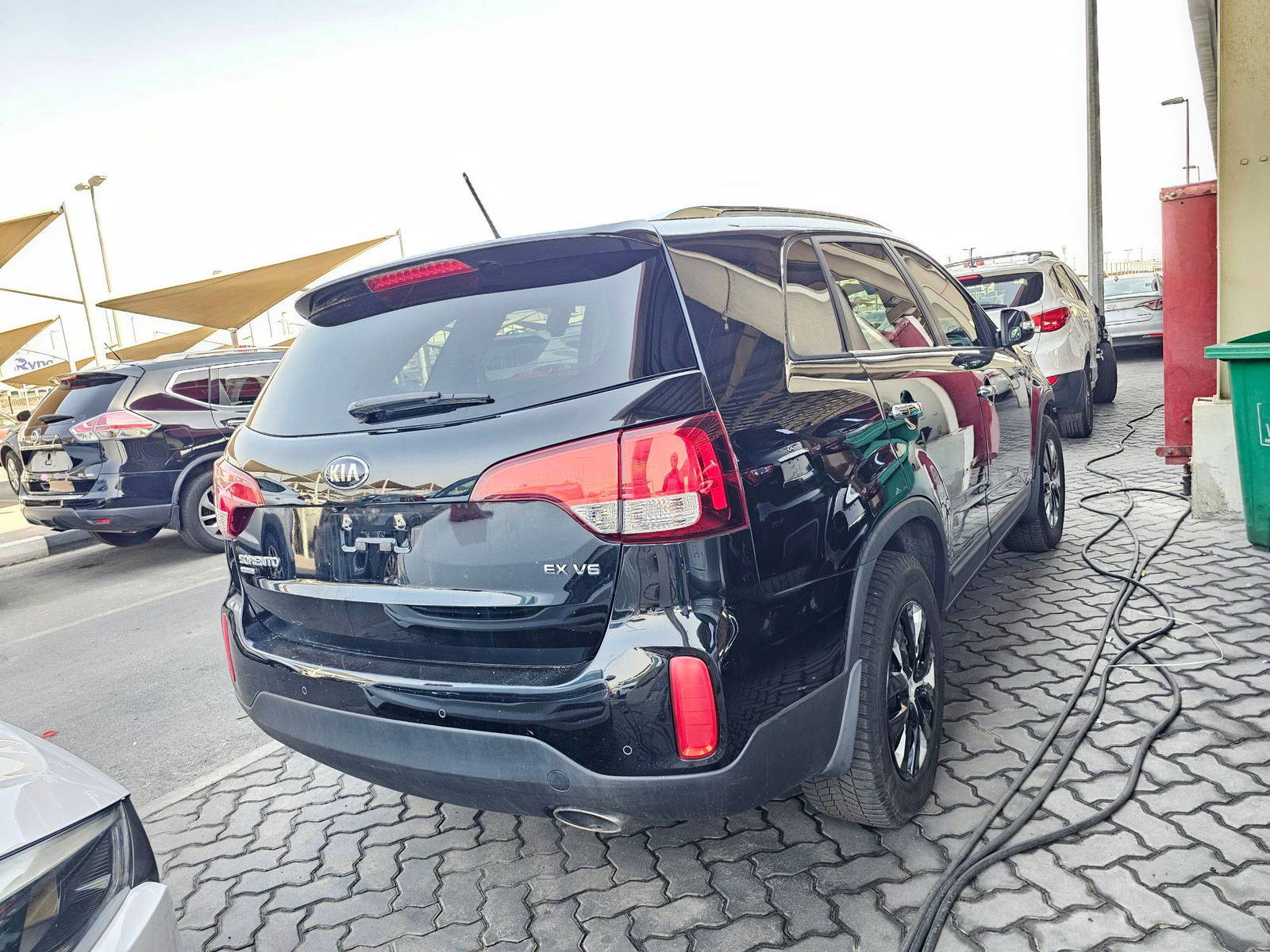 2015 KIA SORENTO — 172515 KM — Lot G646274 — Souq - Marhaba Auctions Used Cars - Image 3