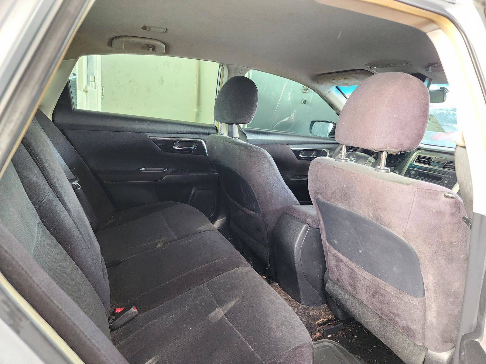 2013 NISSAN ALTIMA — 212928 Miles — Lot 248246 — Souq - Marhaba Auctions Used Cars - Image 4