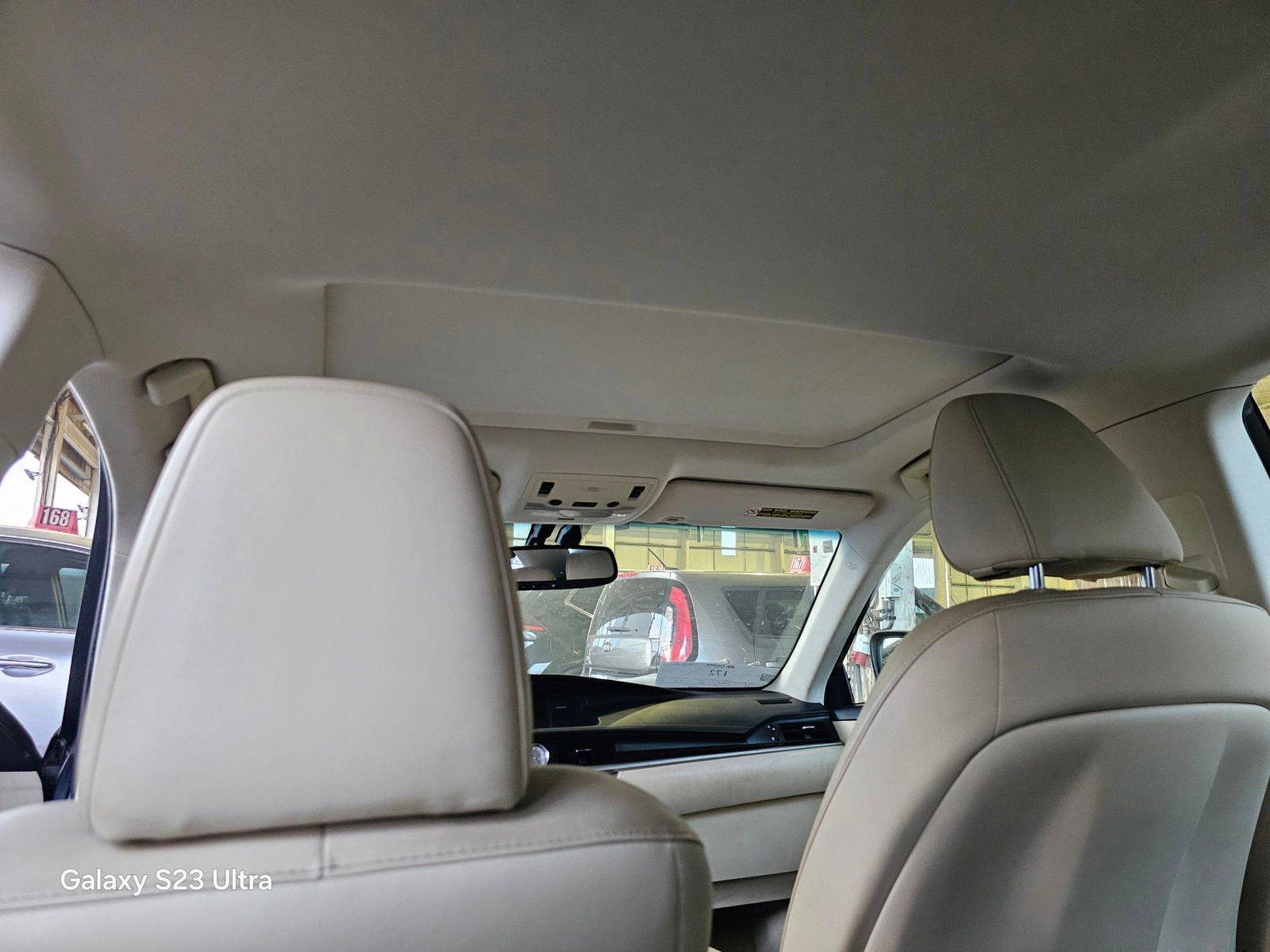 2015 LEXUS ES 350 — 151160 Miles — Lot 81720435 — Main - Marhaba Auctions Used Cars - Image 11