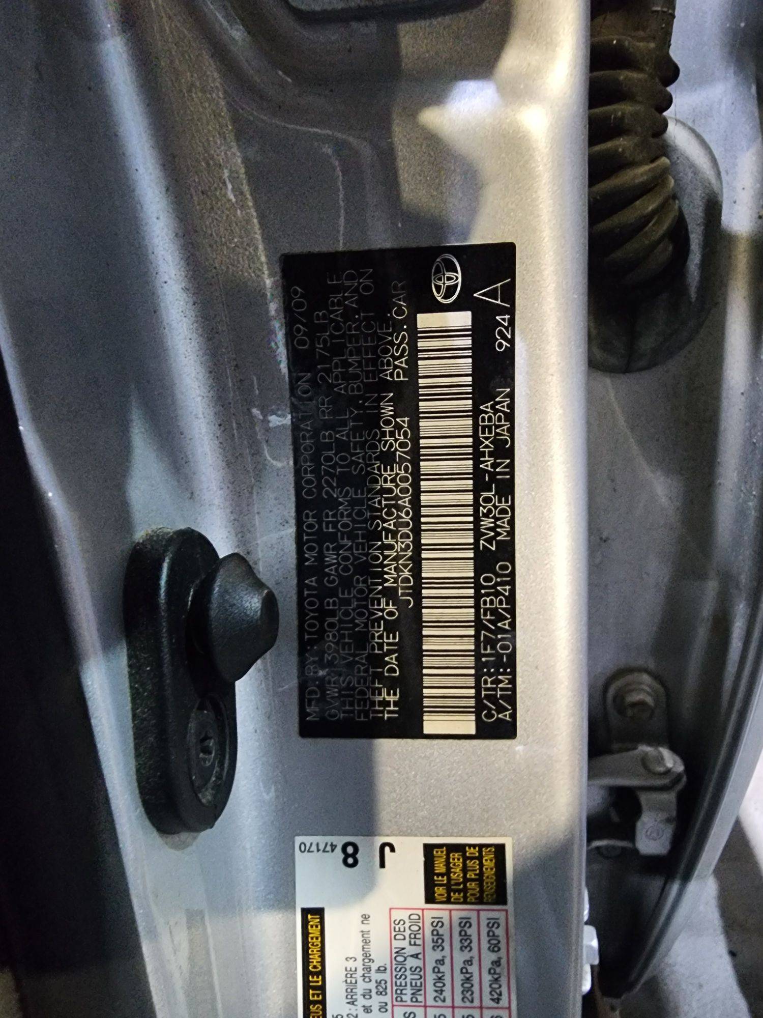 2010 TOYOTA PRIUS — 175710 Miles — Lot 57054 — Al Quoz - Marhaba Auctions Used Cars - Image 7