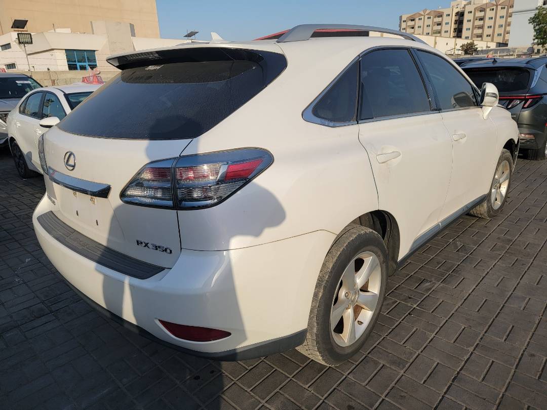 2010 LEXUS RX 350 — 145523 Miles — Lot 5AC036055 — Souq - Marhaba Auctions Used Cars - Image 4